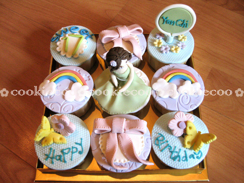Cookiecoo Sweet 17 Birthday Cupcake Set Cookiecoo Sweet 17 Birthday Cupcake Set
