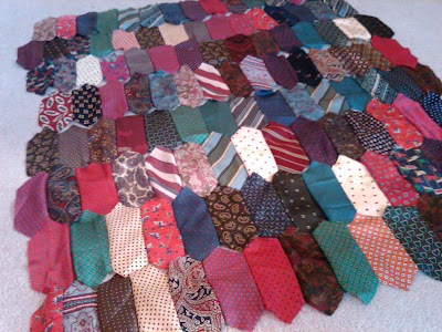 ...quilts by kate...necktie ™: Savacool Necktie Quilt