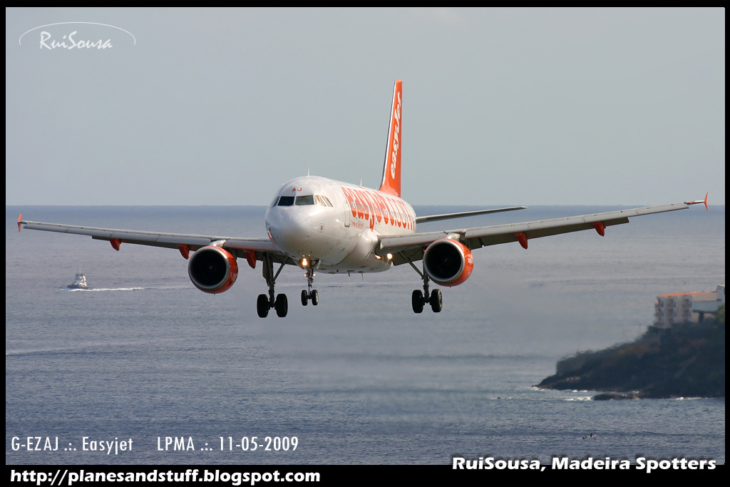 [G-EZAJ_Easyjet_LPMA_11Mai2009aBlog.jpg]