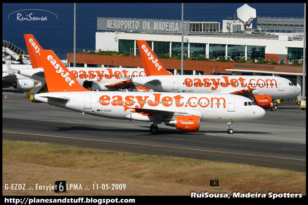 [G-EZDZ_Easyjet_LPMA_11Mai2009bBlog.jpg]