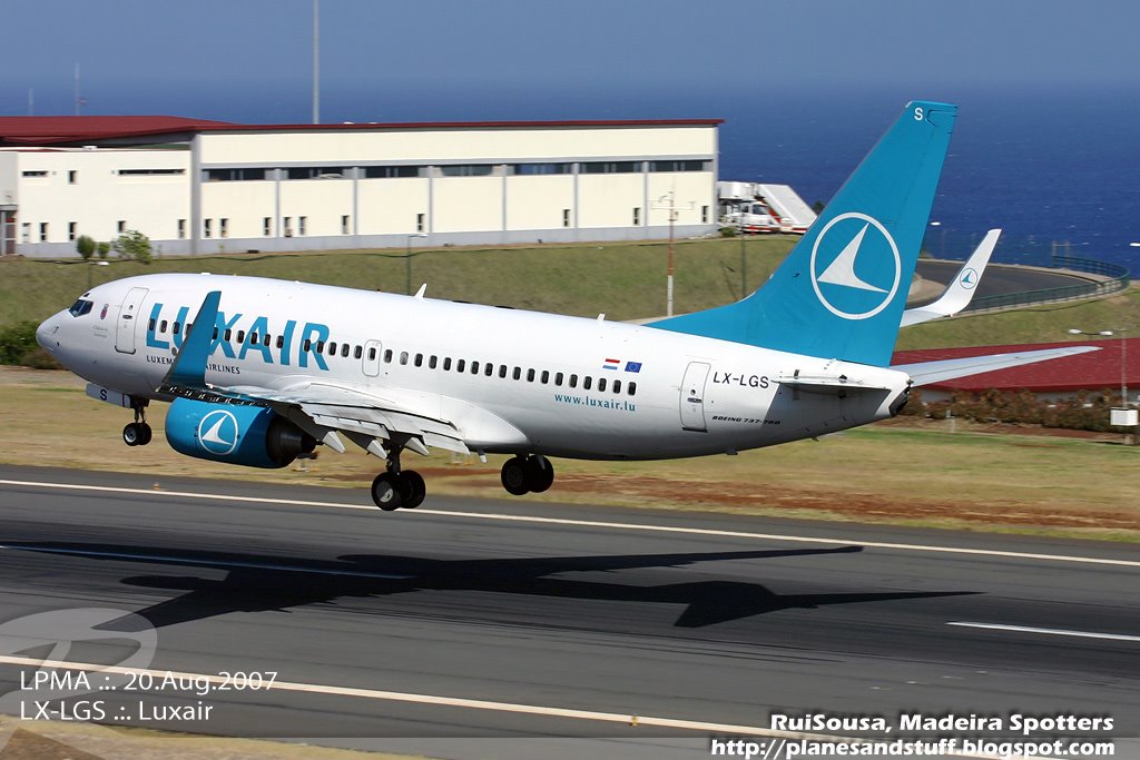 [LX-LGS_Luxair_LPMA_20Ago2007a.jpg]
