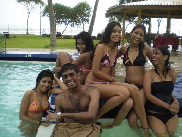 Crazy%2BParty%2BGirls6.jpg