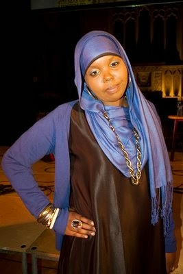 [hijab+neck+showing.jpg]