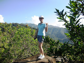 hiking, hawaii Dec 28, 2009