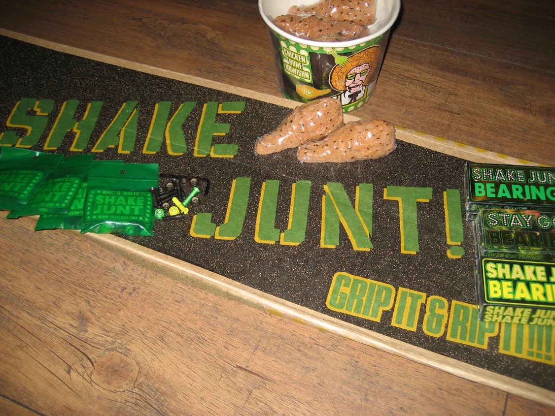 Шкурка shake junt. Shake junt. Shake junt bearings. Shake junt накамерник. Shake junt.