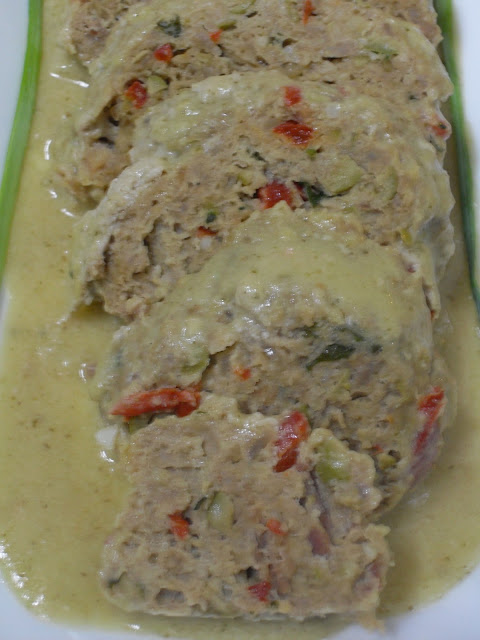  ROLLOS DE CARNE EN SALSA 