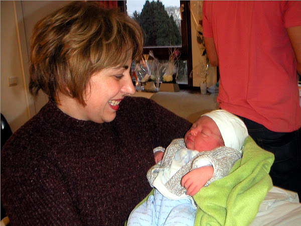 Avec Mamy Miha (Mamica en abrégé)