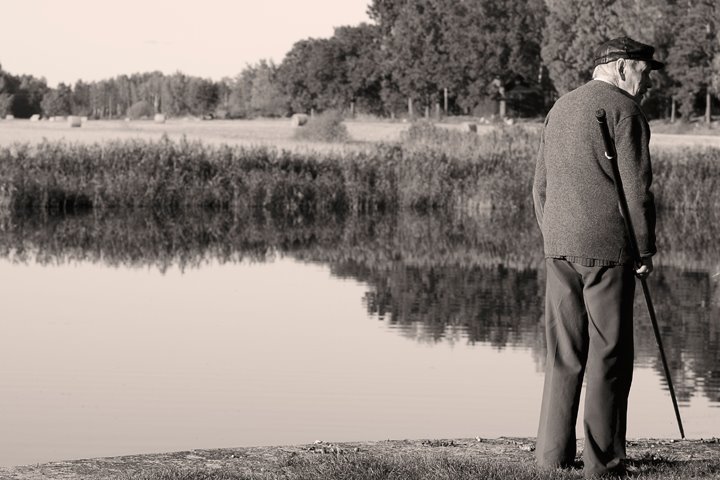 [den-gamle-och-vattnet.jpg]