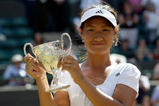 Noppawan Lertcheewakarn wins singles at Wimbledon