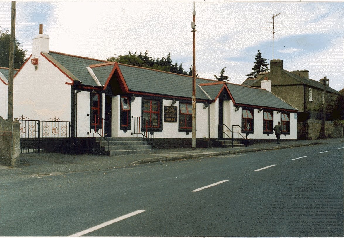 [Cornelscourt_Hall0003.jpg]
