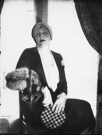 [Berenice+Abbott+Margaret+Anderson+París+1930.jpg]