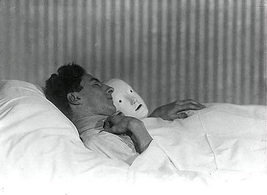 [Berenice+Abbott+Jean+Cocteau+1927.jpg]