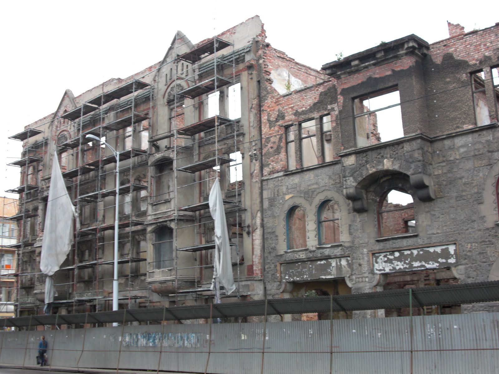 [Eastern+Europe+July+2009+108.jpg]