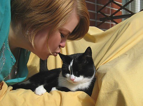 [Anni_pusu_korvaa2.jpg]