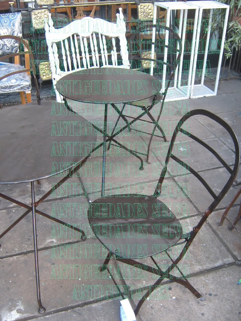 COMPRA VENTA ANTIGUEDADES Sillas y mesas Quilmes. Las mejores!!!