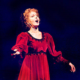 [Raina+Kabaivanska.jpg]