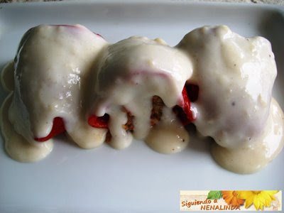  PIMIENTOS DE PIQUILLO RELLENOS DE CARNE & BECHAMEL . 