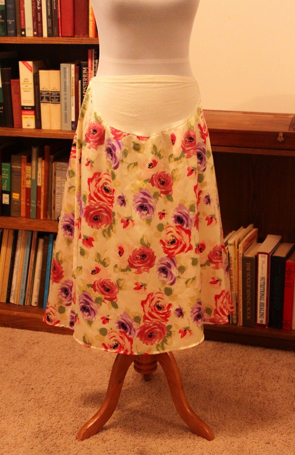 Thoughts and Thimbles: Modified Maternity Skirt