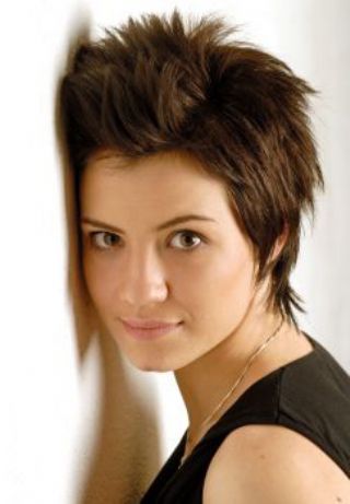 Hairstyles For Girls With Round Faces. Short scene hairstyles for