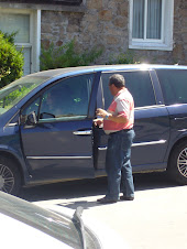 Otros dan la espalda.......