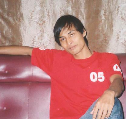 PUISI ROMANTIS: XXX HOT