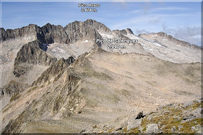 Pico de Salenques desde el Pico de Mulleres