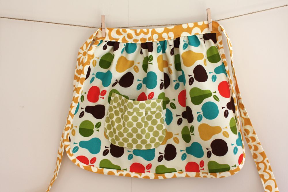 Child s Gathered Apron Tutorial child-s-gathered-apron-tutorial