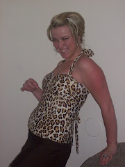 Jaycie models a suit @ her swim party