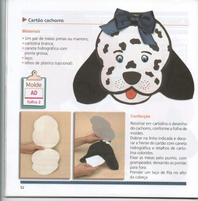 Cachorrinho onde as orelhas são um par de meias