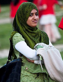 Muslim Women Fashions: Muslim Women Garb