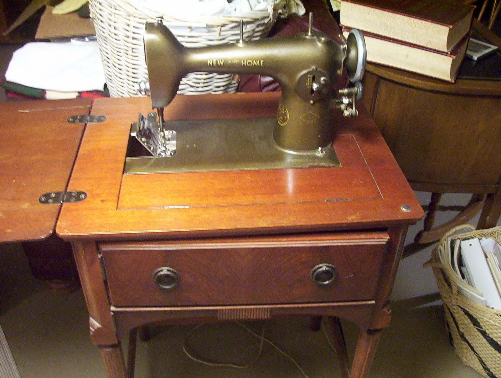 Grove of Cedars New Home Electric Sewing Machine with