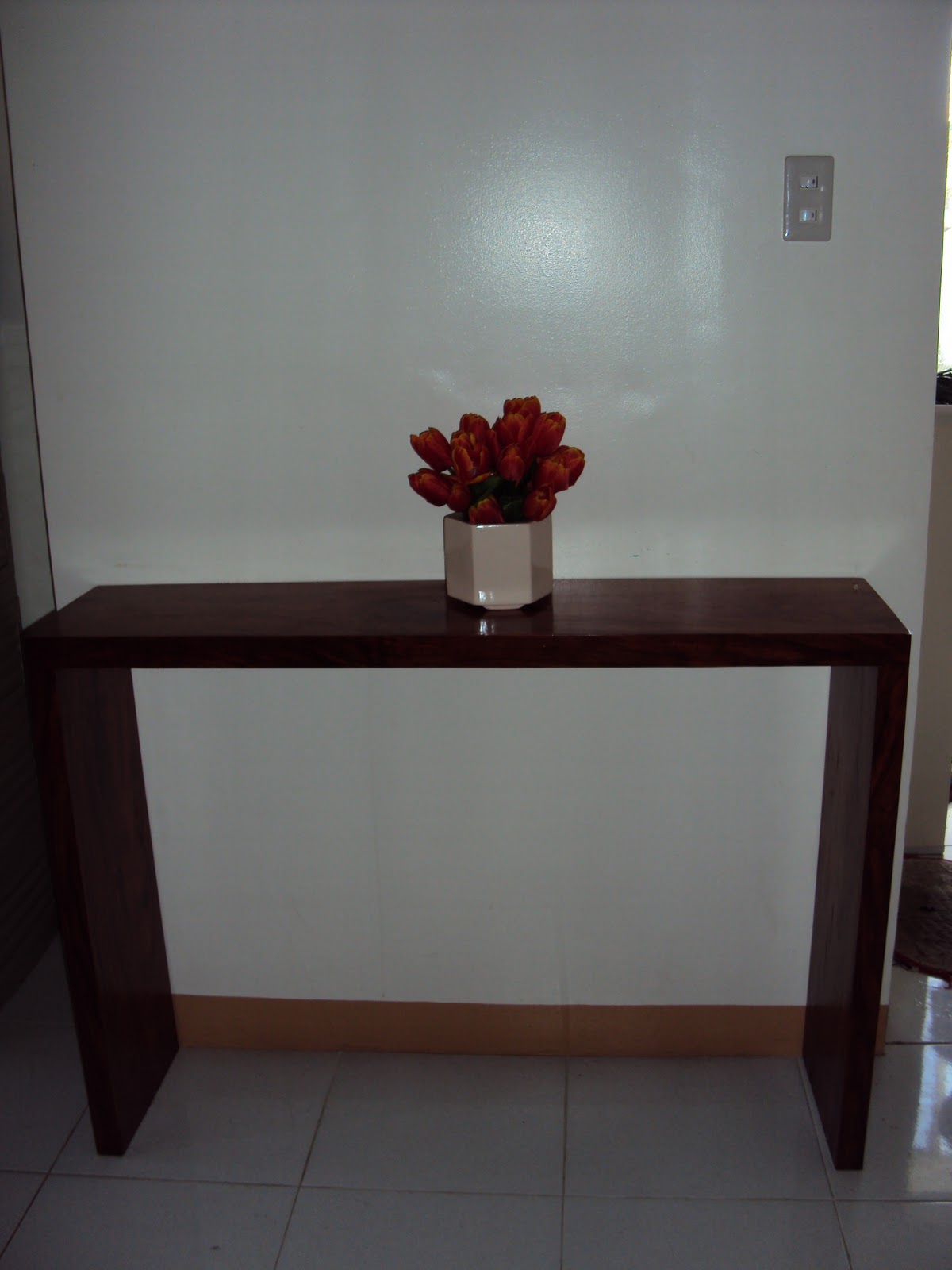 planes & angles Narra Furnitures