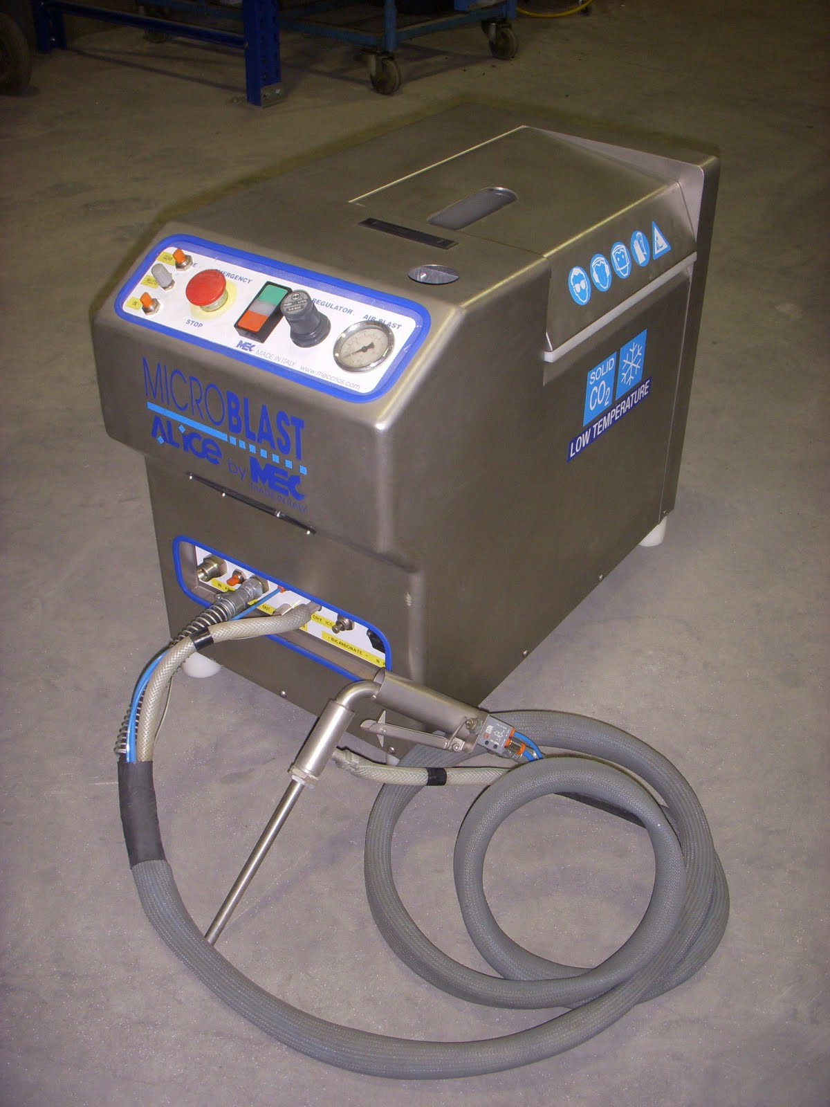 Surface Finishing Machines Dry ice co2 blast cleaning machines pics