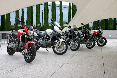 PRESENTACIÓN APRILIA 2010