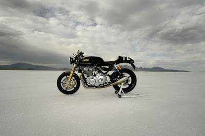 NORTON, RECORD EN BONNEVILLE