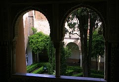 [Lindaraxa+garden+lookout.jpg]
