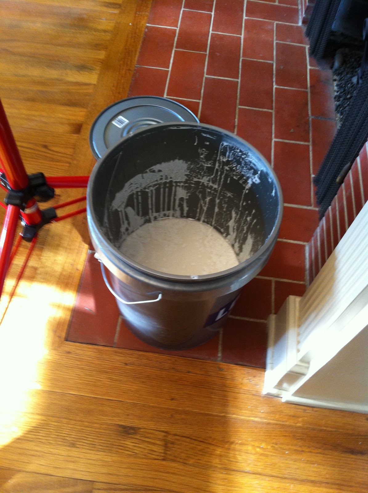 How to paint a ceiling a list of adventurous misfortunes