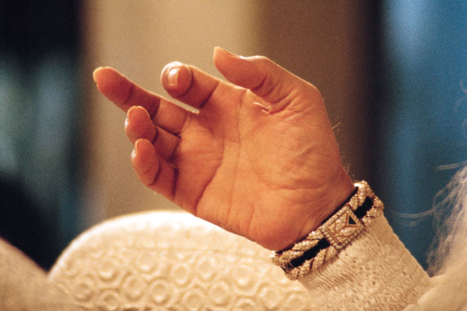 [Osho+small+size+photos+(1532).jpg]