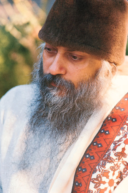 [Osho+small+size+photos+(1040).jpg]