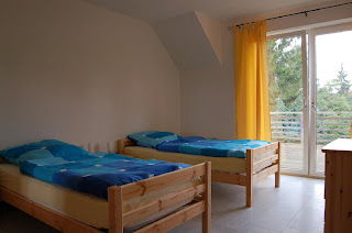 Elegante Ferienwohnung mit Terrasse für 4 Personen || Ferienwohnung