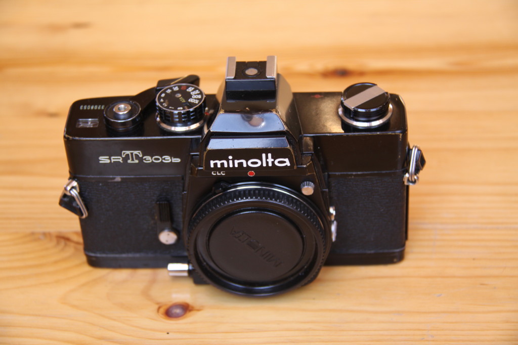 Lot 87 - A Minolta SRT-101b and f/1.2 Lens