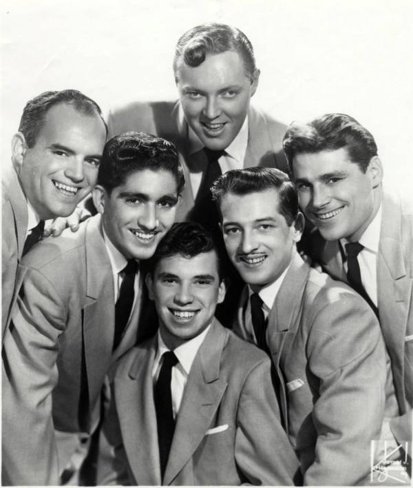 [Bill-Haley-and-his-Comets.jpg]