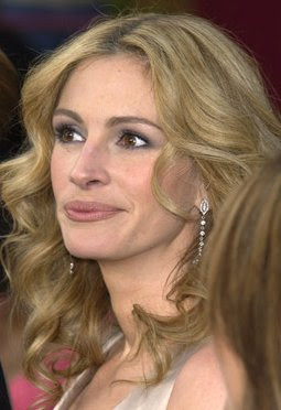World Entertainment News: Julia Roberts Hot holleywood actress photos