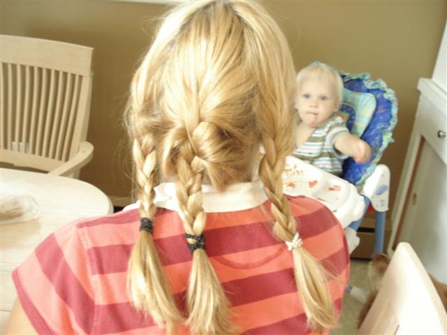 [DSC00301+(Small).JPG]