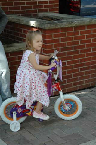 [DSC_0142+(Small).JPG]