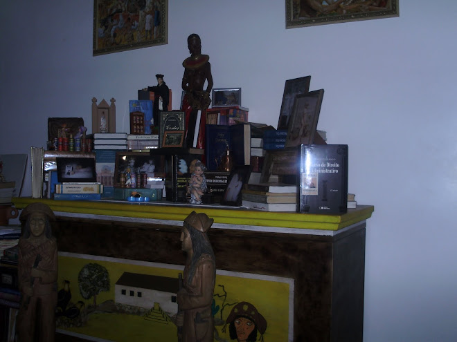 MEU BAÚ ALTAR DA MINHA VIDA!!!