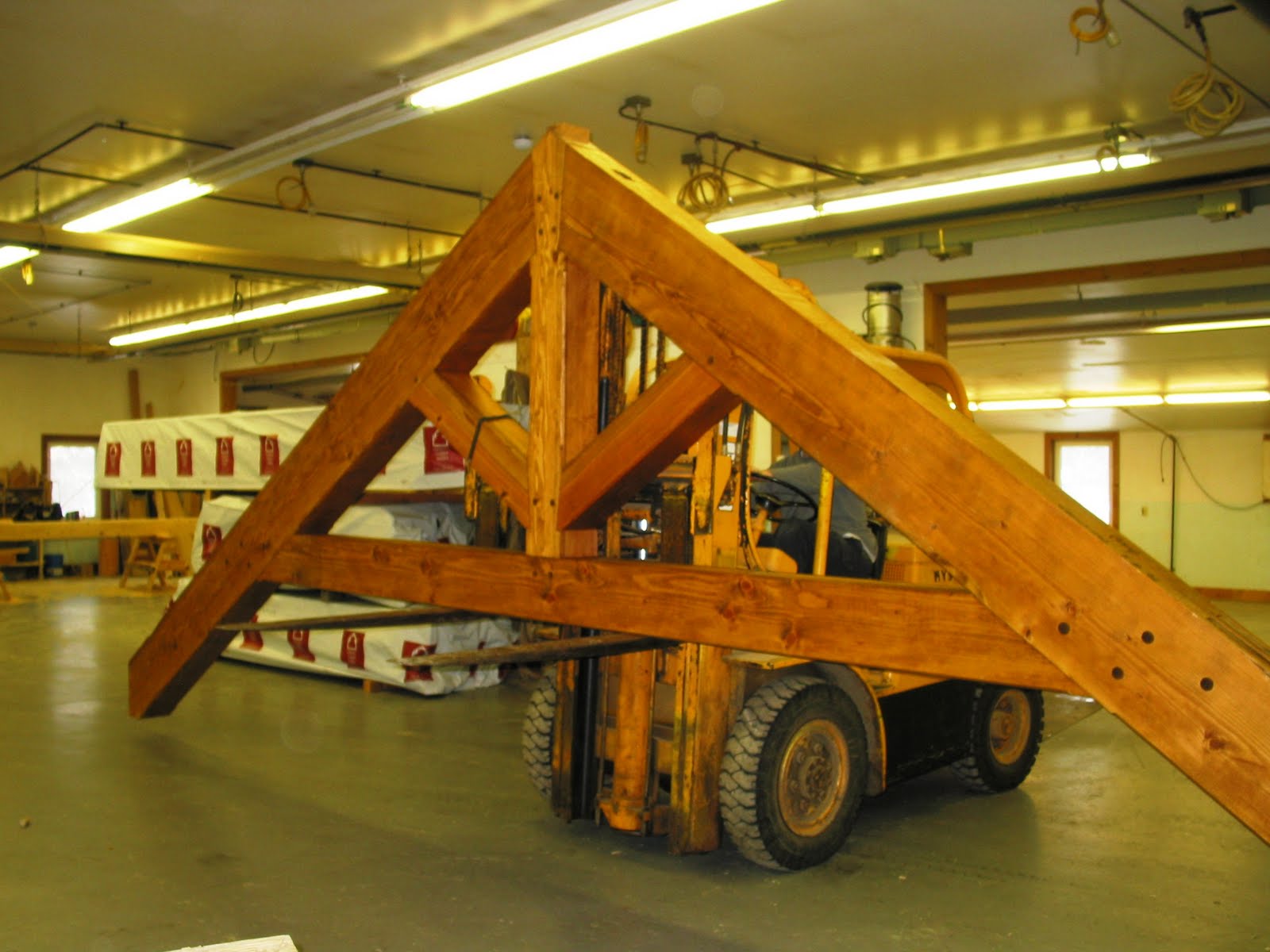 Great Rooms, Trusses & Decorative Ceiling Beams by Vermont Timber Works