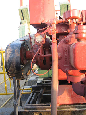 SOME PICTURES OF A ROCKER OIL