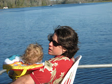 Mom and Willie On the Houseboat 12/07