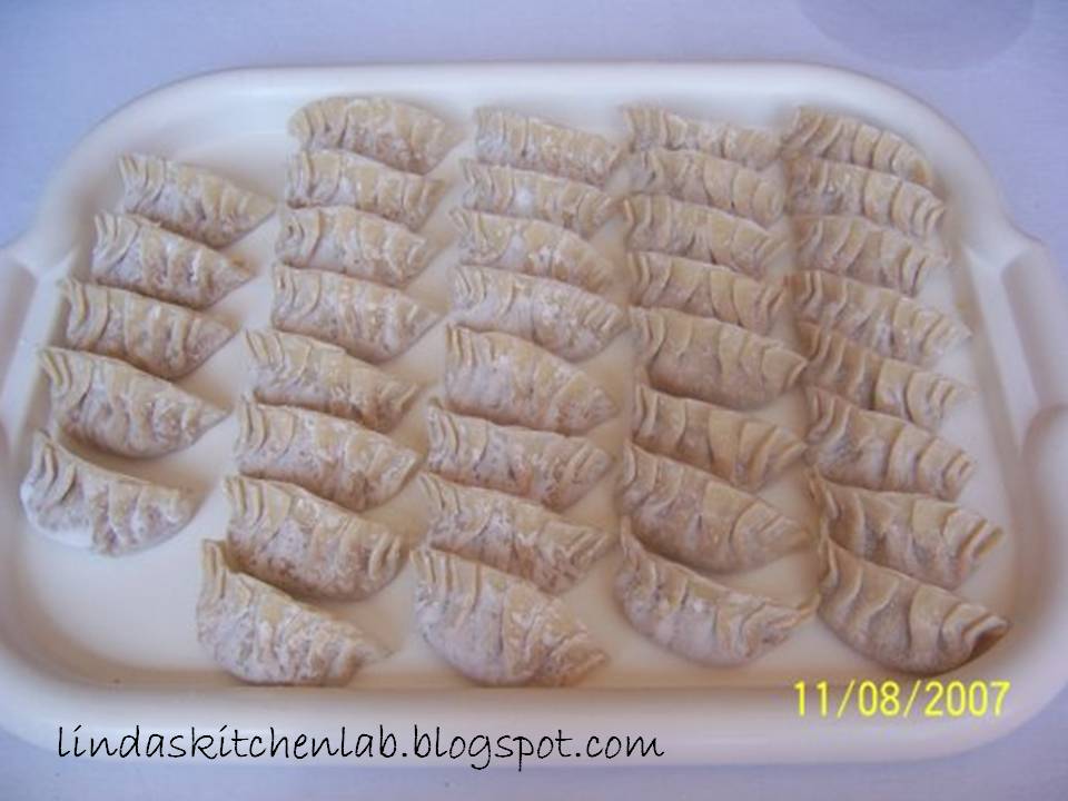 Linda's Kitchen Lab Pork & Cabbage Jiaozi